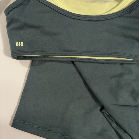 Set x 818 - Picture 2 of 2